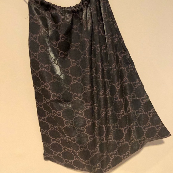 Gucci monogram messenger bag with duster - Picture 6 of 7